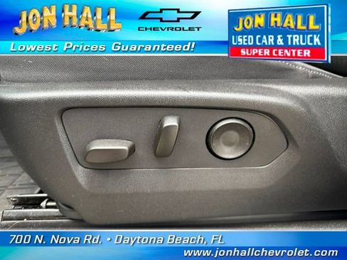 Used 2025 Chevrolet Tahoe LS image 21