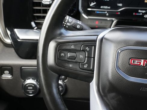 Used 2025 GMC Sierra 1500 SLT RWD image 5