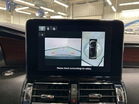 Used 2021 Lincoln Navigator Reserve image 18