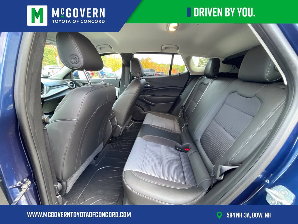 Used 2024 Chevrolet Trax LT w/ Driver Confidence Package FWD image 15