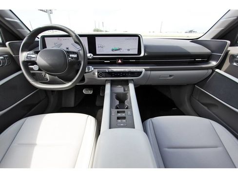 Used 2023 Hyundai Ioniq 6 Limited RWD image 10