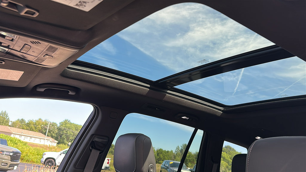 Used 2024 Cadillac XT6 Sport w/ Technology Package AWD/4WD image 27