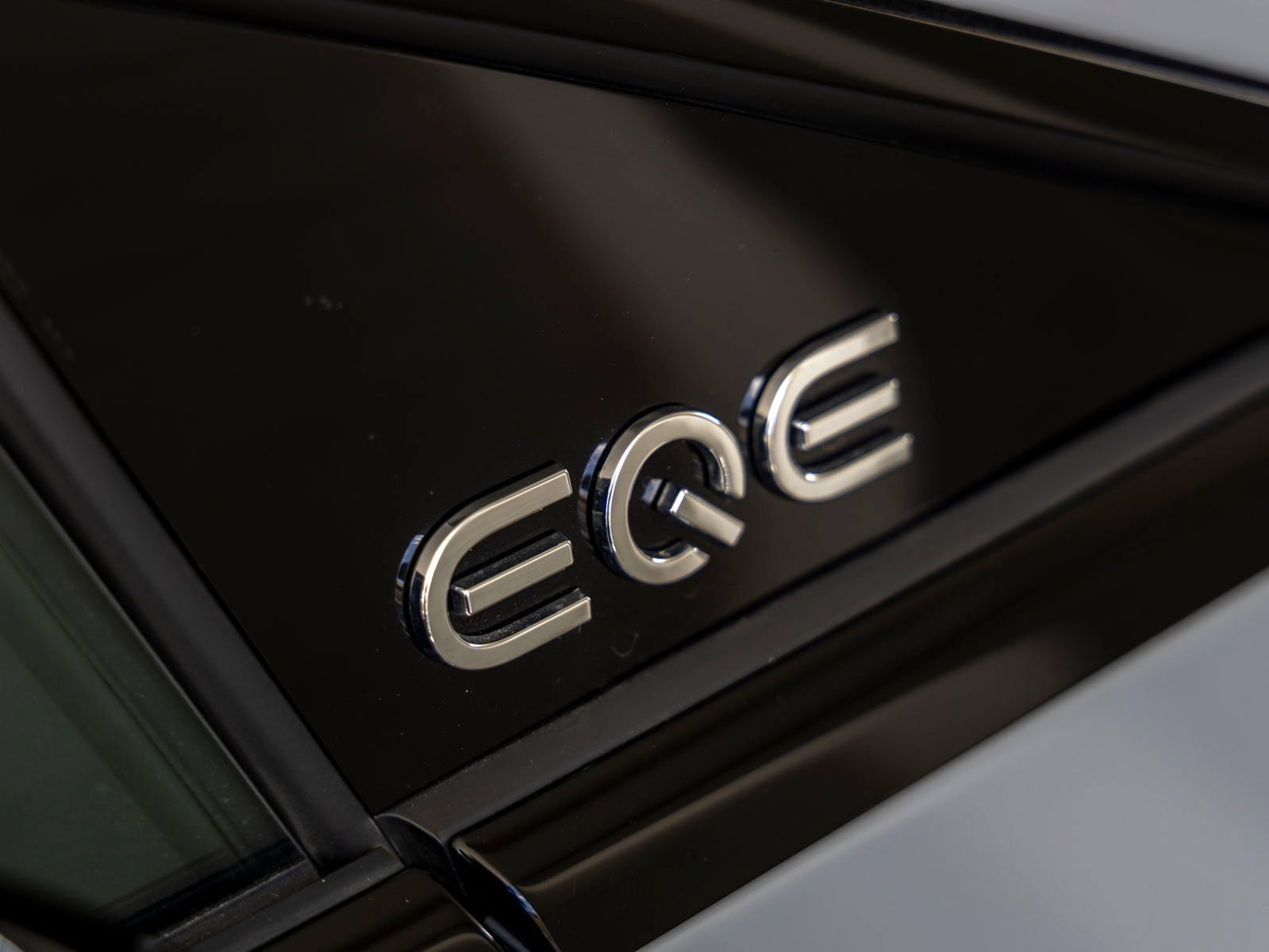 Certified 2023 Mercedes-Benz EQE AMG 4MATIC Sedan image 30