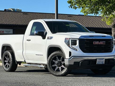 Used 2023 GMC Sierra 1500 Pro w/ Convenience Package image 2