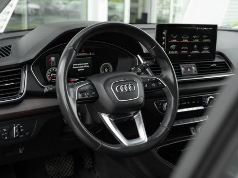 Used 2021 Audi Q5 2.0T Premium Plus w/ Premium Plus Package AWD/4WD image 11