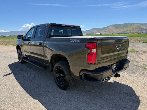 Used 2023 Chevrolet Silverado 1500 LT Trail Boss w/ Convenience Package II AWD/4WD image 5