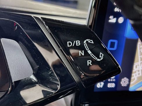 Certified 2023 Volkswagen ID.4 Pro S AWD/4WD image 19