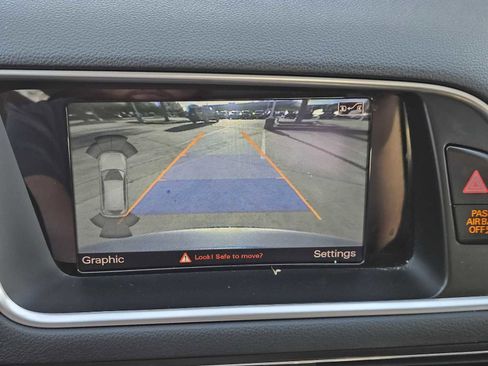 Used 2016 Audi Q5 2.0T Premium Plus w/ Technology Package image 18