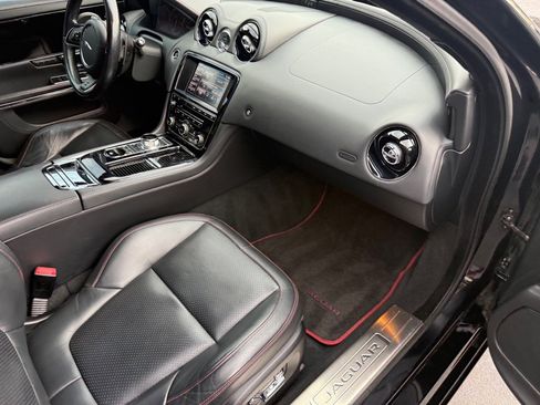Used 2014 Jaguar XJ R LWB RWD image 53