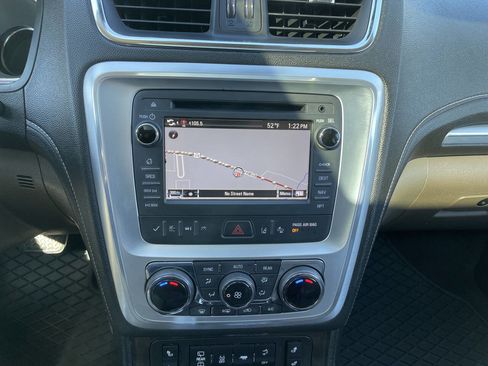 Used 2015 GMC Acadia SLT w/ Technology Package image 27