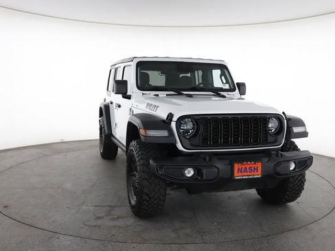Used 2025 Jeep Wrangler Unlimited Sport AWD/4WD image 3