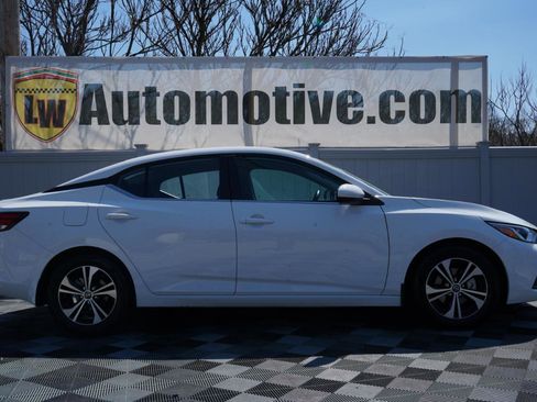 Used 2023 Nissan Sentra SV w/ All-Weather Package FWD image 4