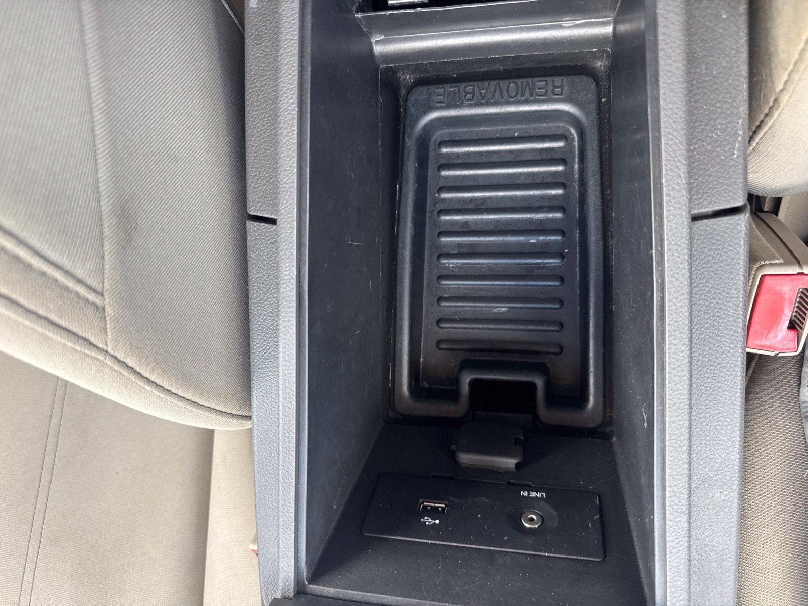 Used 2014 Ford Edge SE w/ Equipment Group 101A FWD image 24