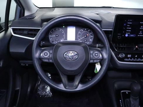 Used 2023 Toyota Corolla LE image 17