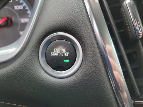 Used 2020 Chevrolet Traverse LS image 23