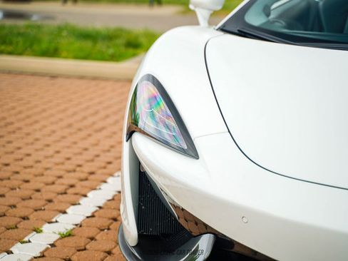 Used 2017 McLaren 570S Coupe RWD image 57