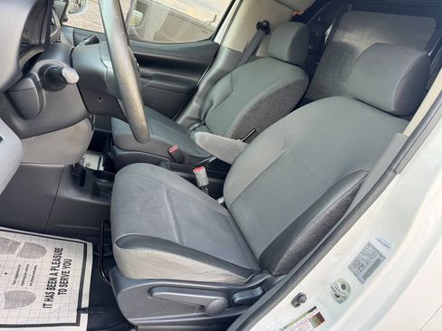 Used 2018 Nissan NV200 SV FWD image 8