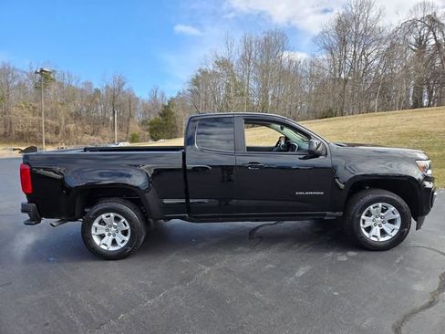 Used 2022 Chevrolet Colorado LT w/ Fleet Safety Package image 8