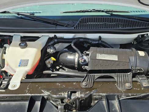 Used 2014 Chevrolet Express 1500 RWD image 30