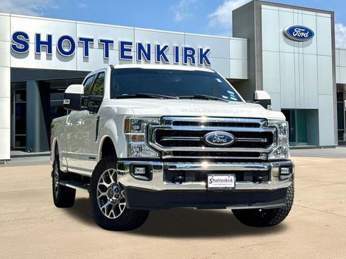 Used 2022 Ford F250 Lariat w/ Lariat Value Package AWD/4WD image 1