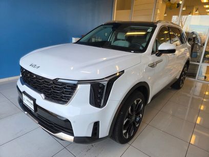 Used 2025 Kia Sorento EX w/ Panoramic Sunroof Package