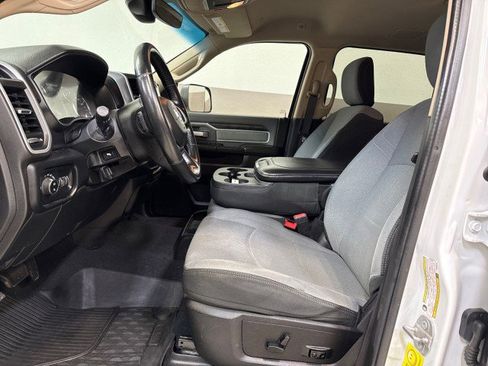 Used 2020 RAM 3500 Big Horn w/ Level 1 Equipment Group image 14