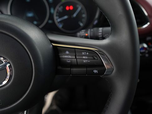 Used 2025 MAZDA MAZDA3 2.5 S Hatchback w/ Appearance Package image 23