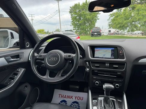 Used 2017 Audi Q5 2.0T Premium Plus w/ Technology Package AWD/4WD image 16
