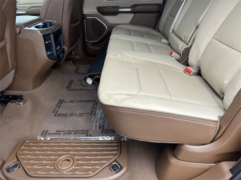 Used 2019 RAM 1500 Laramie image 24