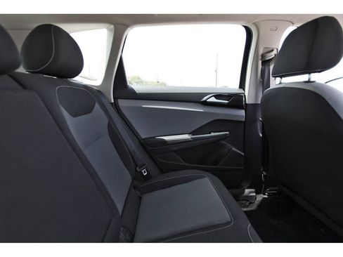 Certified 2024 Volkswagen Taos S AWD/4WD image 13
