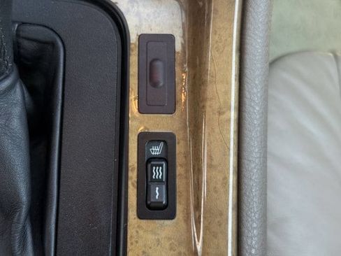 Used 1997 BMW 840Ci RWD image 17