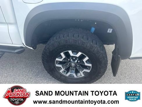Used 2023 Toyota Tacoma TRD Off-Road AWD/4WD image 12
