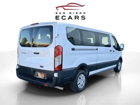 Used 2022 Ford Transit 350 XLT image 5