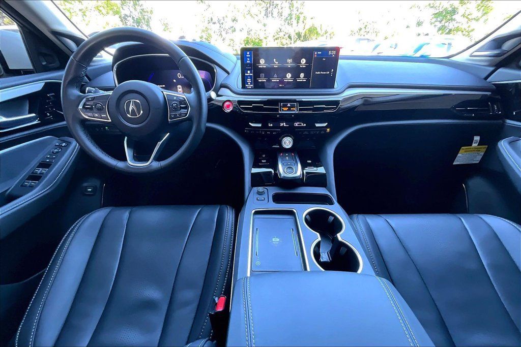 Certified 2026 Acura MDX w/ Technology Package FWD image 19