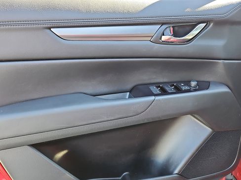 Used 2021 MAZDA CX-5 Touring image 12