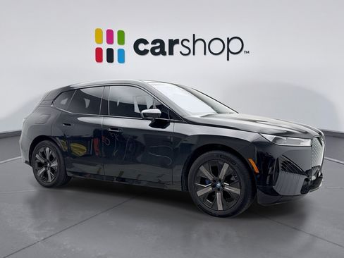 Used 2025 BMW iX xDrive50 w/ Premium Package AWD/4WD image 7