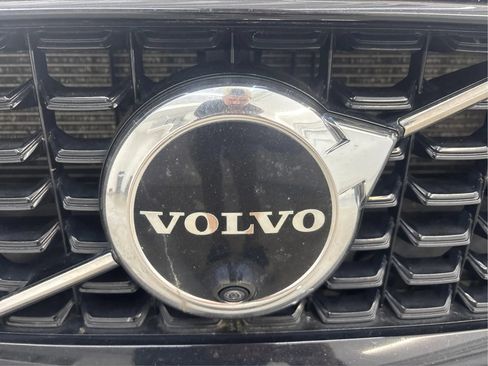Used 2023 Volvo S60 T8 Plus AWD/4WD image 34