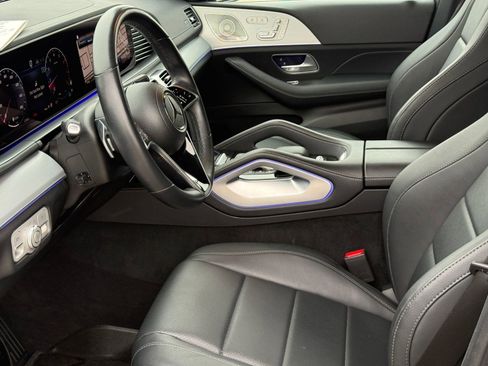 Used 2024 Mercedes-Benz GLS 450 4MATIC image 20