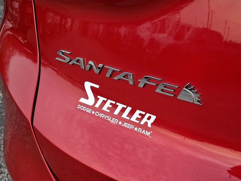 Used 2021 Hyundai Santa Fe SEL w/ Convenience Package image 31