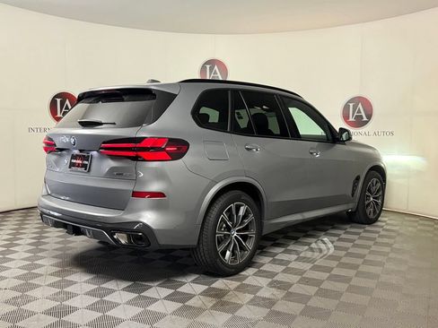 New 2026 BMW X5 xDrive40i w/ M Sport Package AWD/4WD image 6