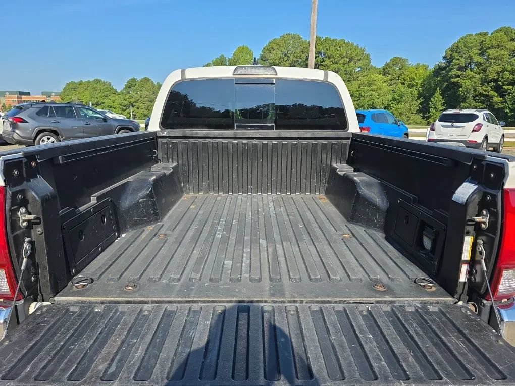 Used 2017 Toyota Tacoma TRD Off-Road w/ Tow Package RWD image 45
