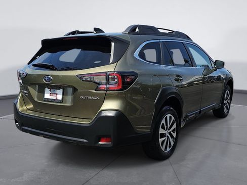 Certified 2024 Subaru Outback Premium AWD/4WD image 3