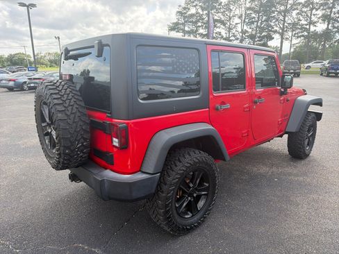 Used 2017 Jeep Wrangler Unlimited Sport w/ Connectivity Group AWD/4WD image 7