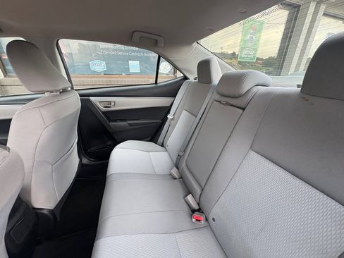 Used 2016 Toyota Corolla LE FWD image 17
