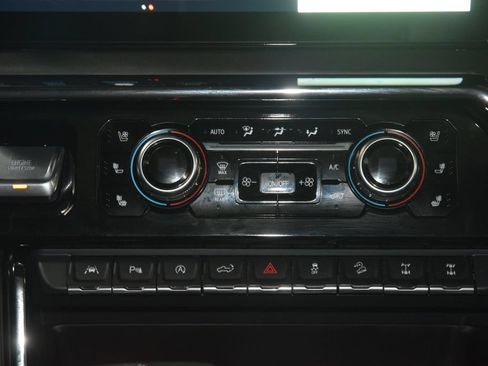 Used 2023 GMC Sierra 1500 AT4X AWD/4WD image 38