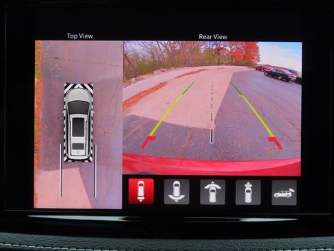 New 2026 Chrysler Pacifica Select AWD/4WD image 7