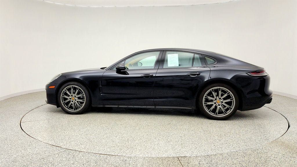 Used 2023 Porsche Panamera w/ Premium Package RWD image 8