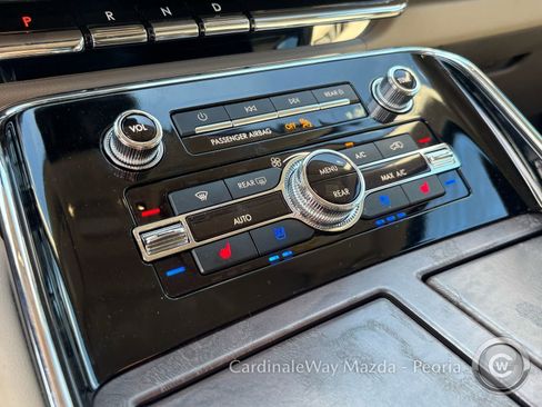 Used 2023 Lincoln Navigator Reserve image 26