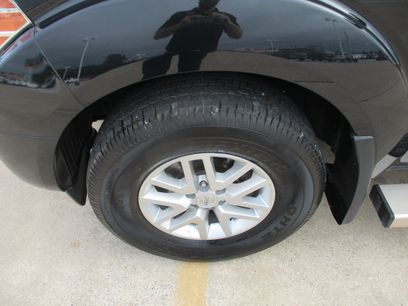 Used 2021 Nissan Frontier SV