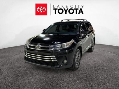 Used 2017 Toyota Highlander Limited Platinum
